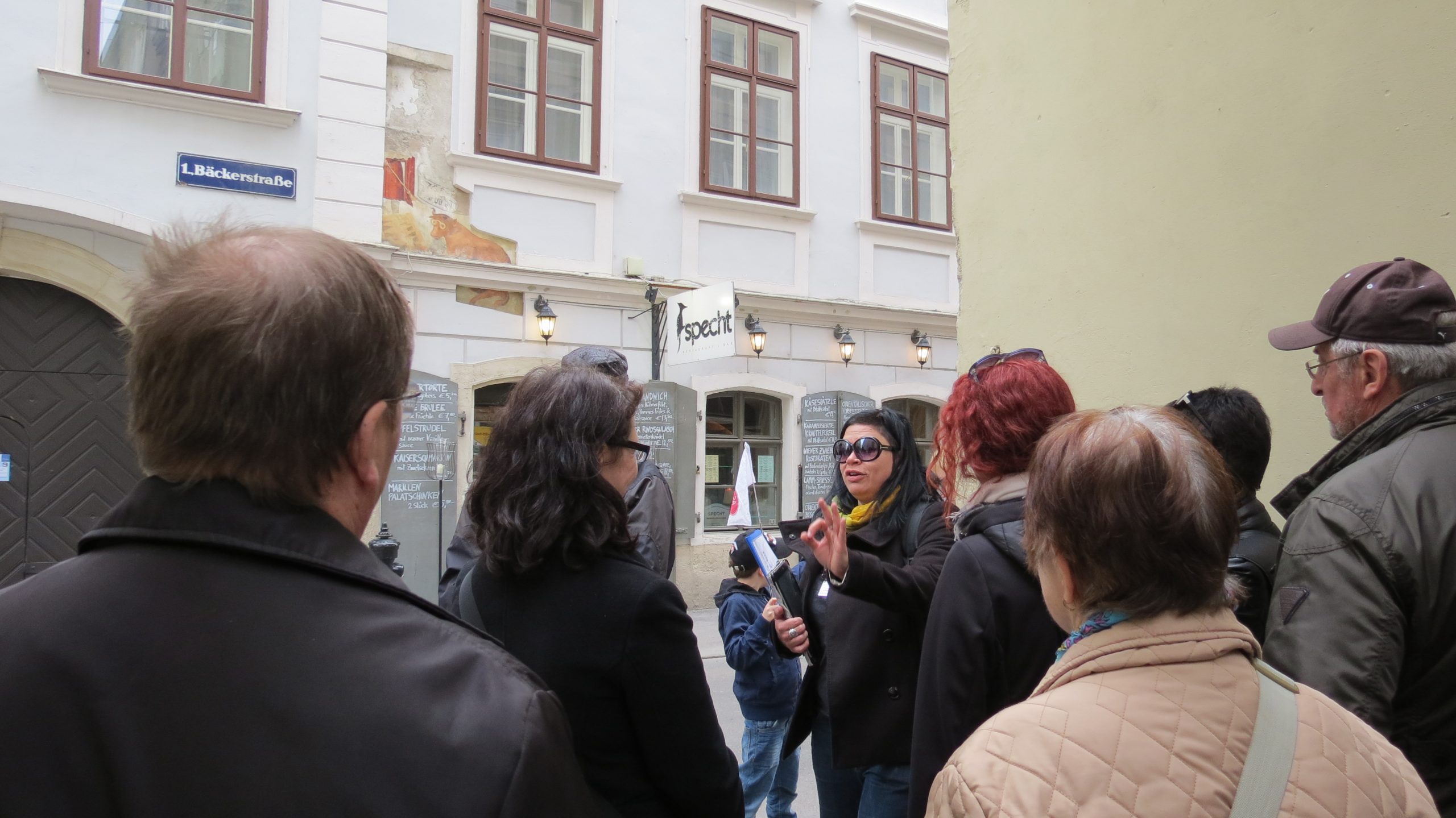 Read more about the article SA 6.6. 15-16:30 Mittelalterliche Gassl, Sagen und G'schichtl, Gruppenbeschränkung aufgehoben für morgen 30.5. 15 Uhr!