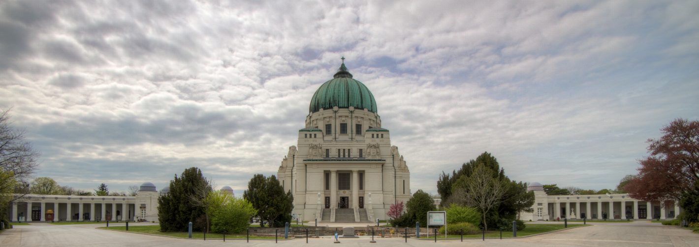 Read more about the article City of the dead – Central Cemetery with Sandra Blum